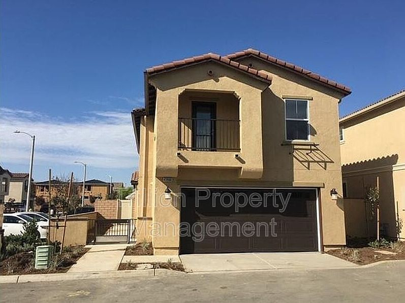 1st image of 41966 Pedraza St