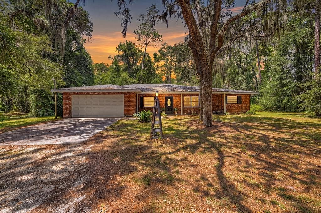 9661 W DEEPWOODS DRIVE, Crystal River, FL 34428 | MLS #TB8531134