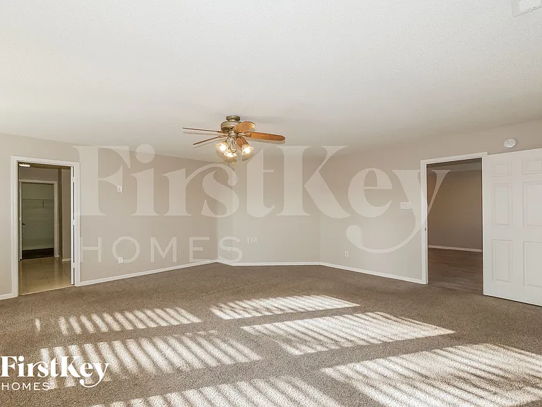 6845 Woodland Heights Dr — Photo 11