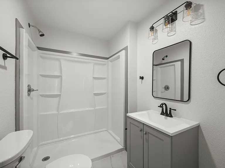 1850 Highland Ave — Photo 14