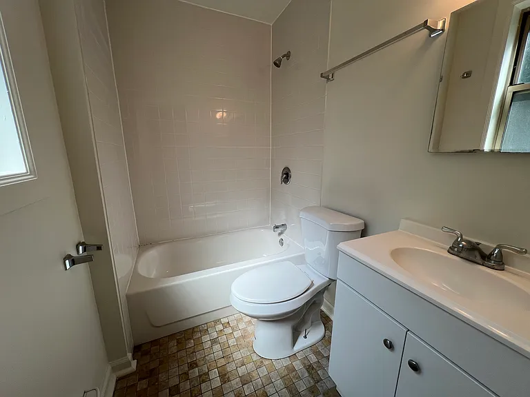 Squirrel HIll Properties — Photo 28