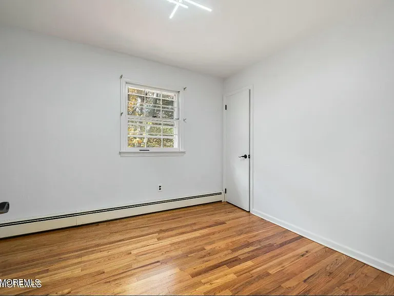 1025 Whittier Ave — Photo 16