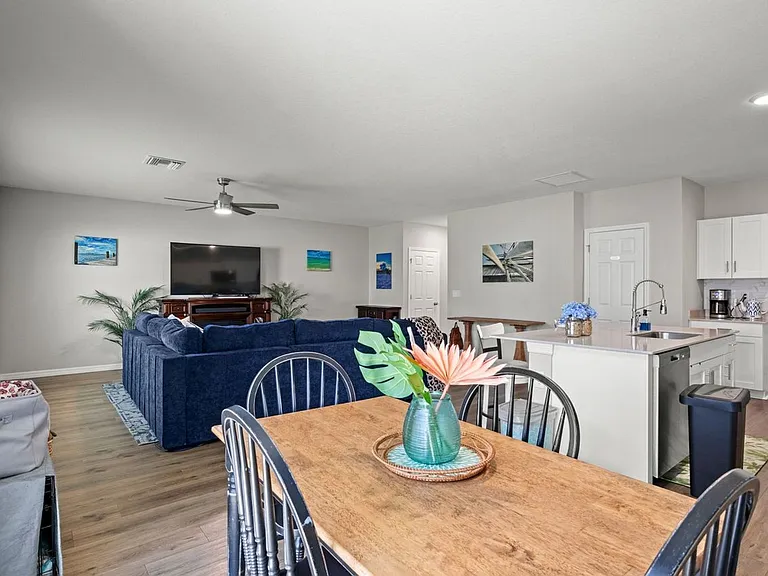 7580 Freesia Trce — Photo 8