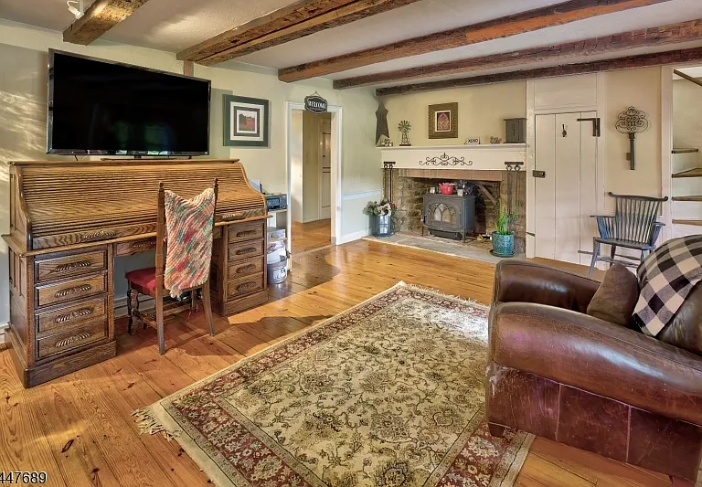 17 Hollow Brook Rd — Photo 6