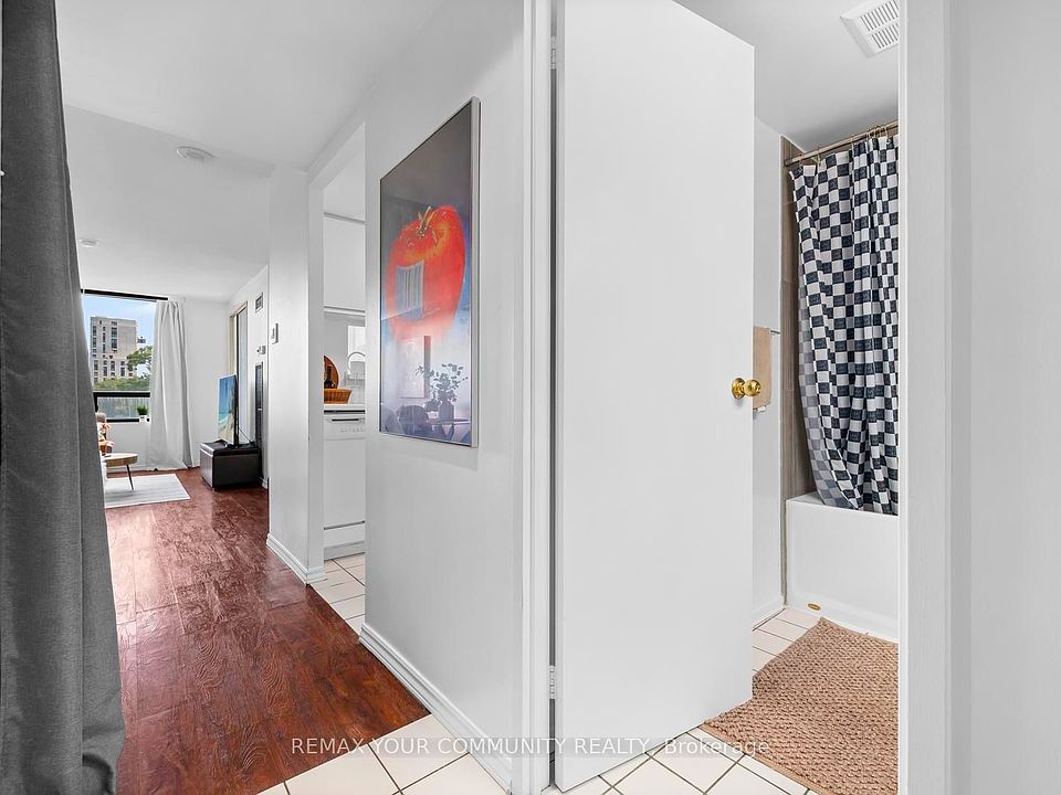 1st image of 117 Gerrard St E #504