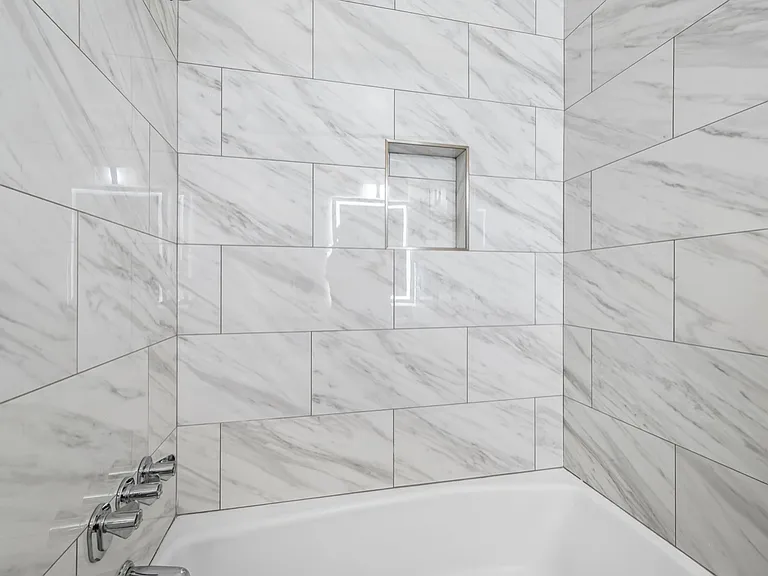 2905 Burch Ave #3 — Photo 27
