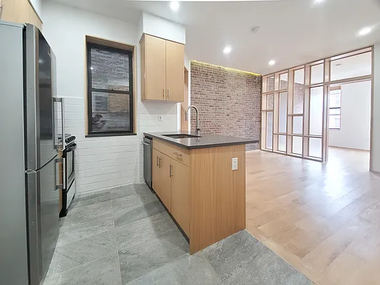 Rented by Citified Realty Group LLC | media 19