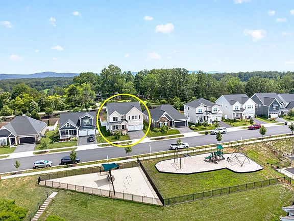 2nd image of 3538 Thicket Run Pl