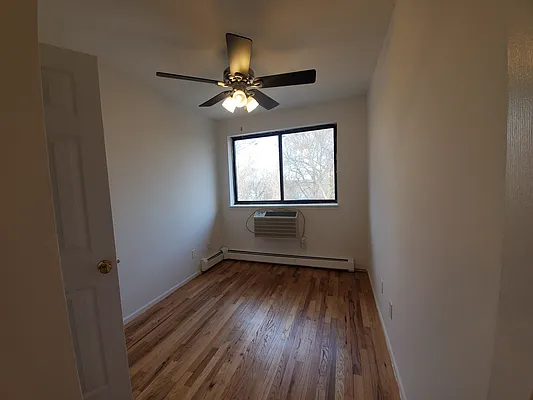 Rented by Bahar Management | media 45