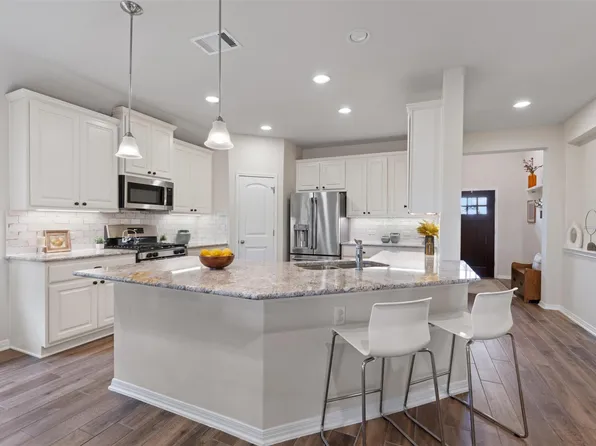 553 Blue Oak Blvd, San Marcos, TX 78666