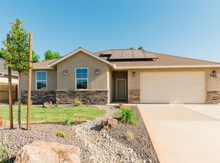 19688 Carnegie Dr, Redding, CA 96003