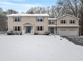 513 Natick Ave, Cranston, RI 02921