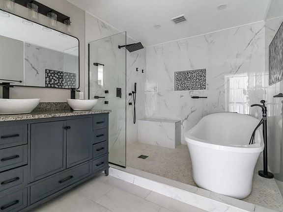 4th image of 266 Clearview Ct #266