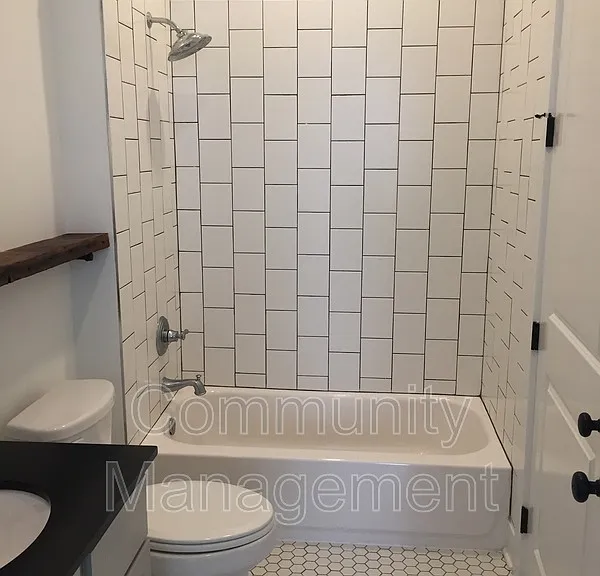 255 E Boyd Dr #111 — Photo 5