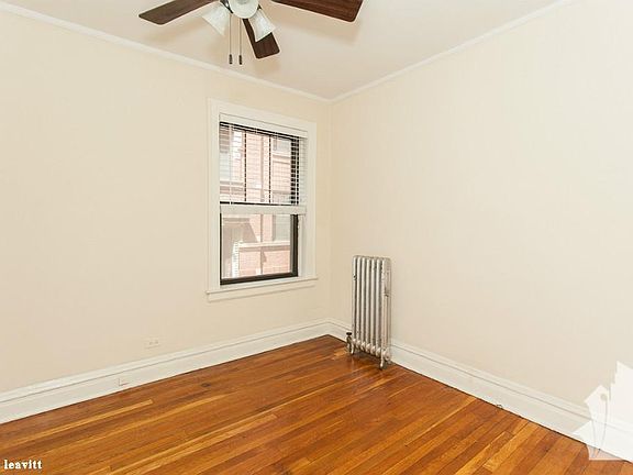 3rd image of 4727 N Leavitt St #1028
