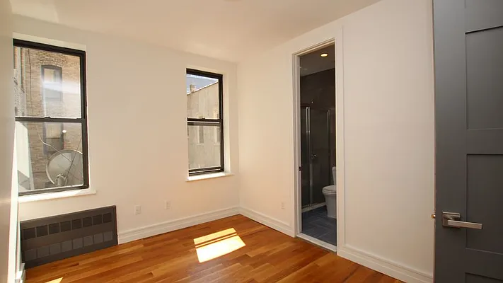 Rented by Nooklyn NYC LLC | media 12