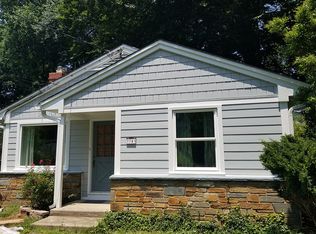 3703 Husted Dr, Chevy Chase, MD 20815