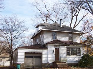 6 Richards St, Pequannock, NJ 07440