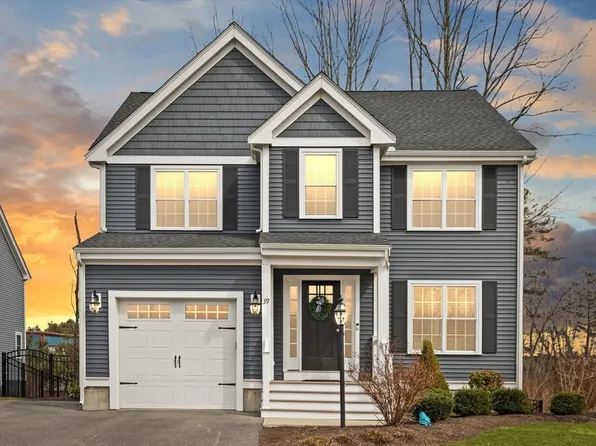 39 Windchime Rd, South Easton, MA 02375