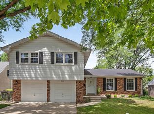 1534 N Haddow Ave, Arlington Heights, IL 60004