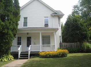 155 8th St, Silvis, IL 61282
