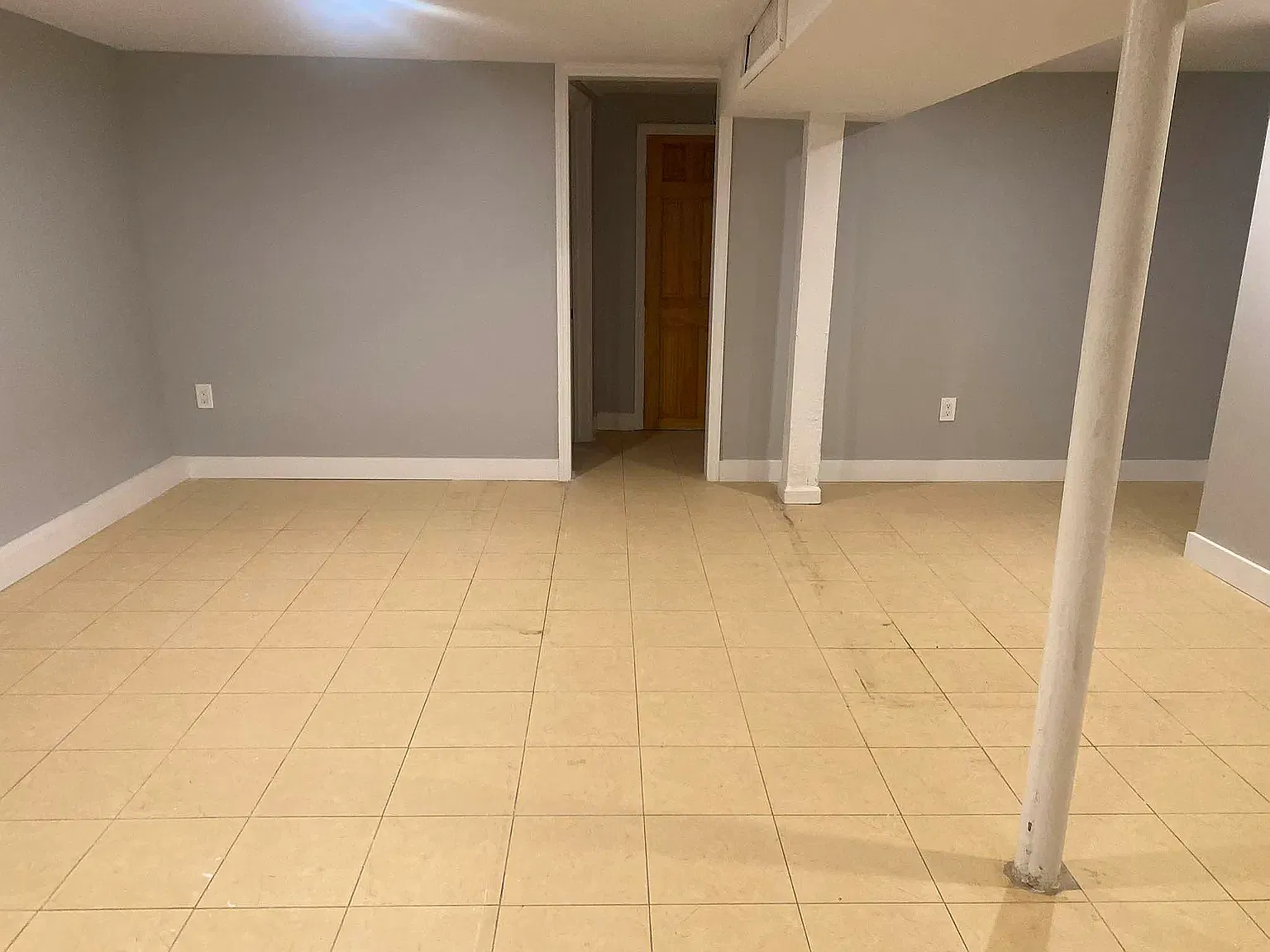 22-12 27th Street — Photo 4