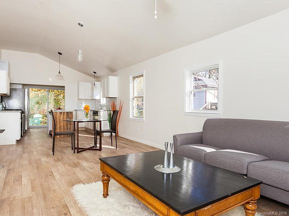 5th image of 725 1st Ave W