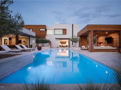 7030 Schirlls St, Las Vegas, NV, 89118