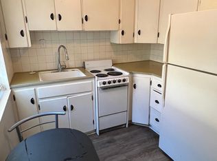 1316 N Main St APT C, Independence, MO 64050
