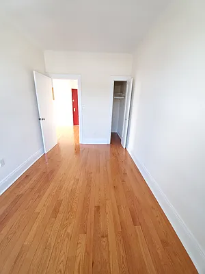 Rented by Avanguard Realty Corp | media 20