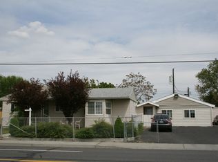 4235 Airway Dr NE, Moses Lake, WA 98837