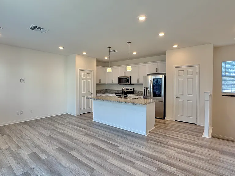 455 Fitzpatrick Rd #101 — Photo 7