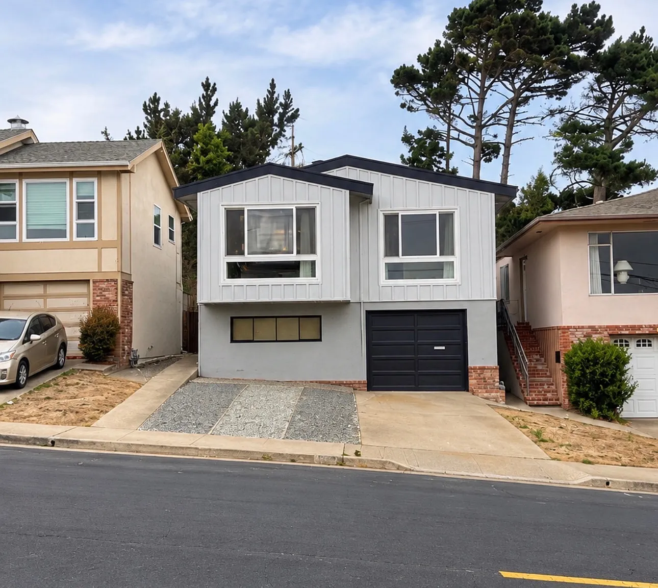 3 bed, 1259 sqft, $4,600 — Photo 2