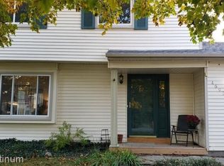 4697 Medina Ave, Waterford, MI 48327