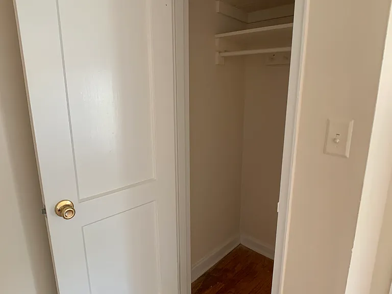 1684 Valley Ave — Photo 44