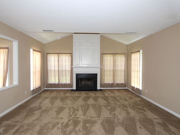 5th image of 510 Elkhorn Pl