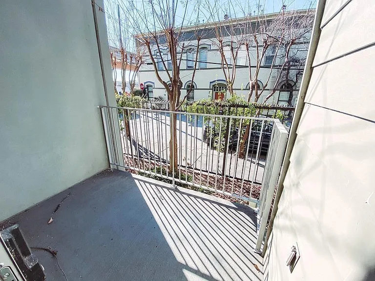 15 Waddell St NE #104 — Photo 10