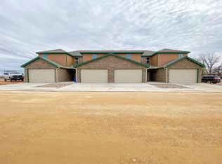 417 Maple Ave, Kermit, TX 79714