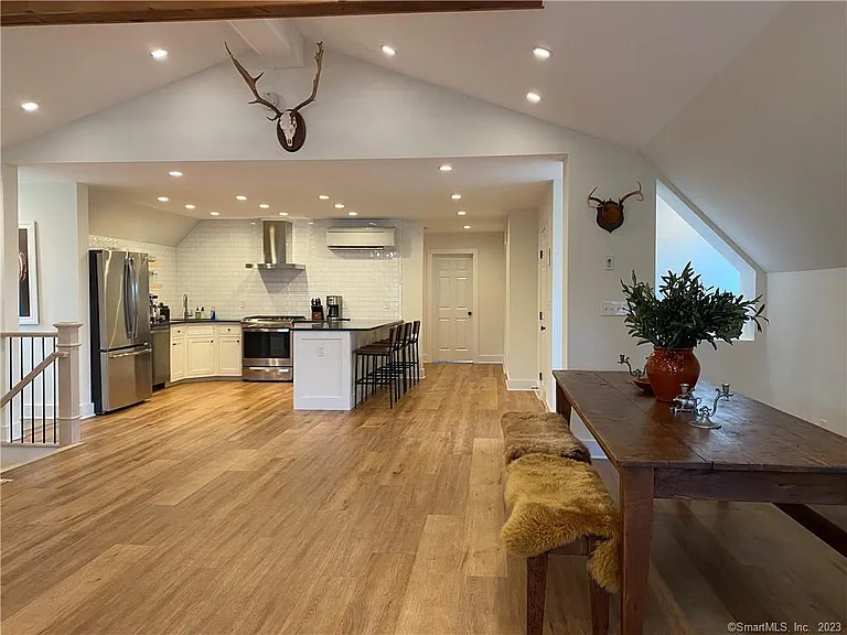 55 Still Meadow Rd — Photo 10