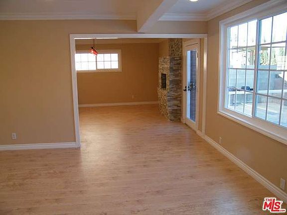 3rd image of 7908 Vanscoy Ave