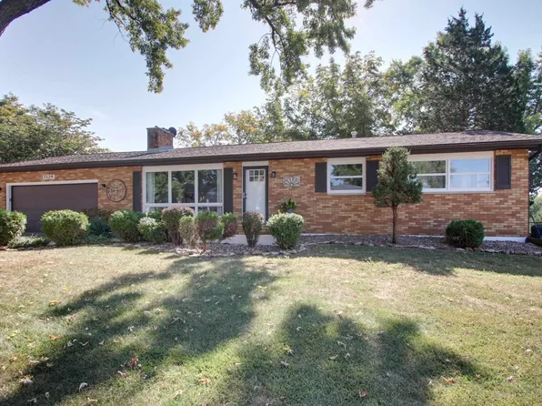 2524 Northridge Dr, Quincy, IL 62305