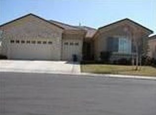 19380 Galloping Hill Rd, Apple Valley, CA 92308