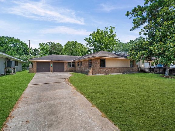 2nd image of 9011 Sandpiper Dr