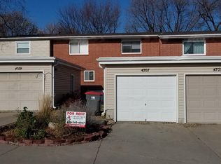4707 Southwood Dr, Lincoln, NE 68512