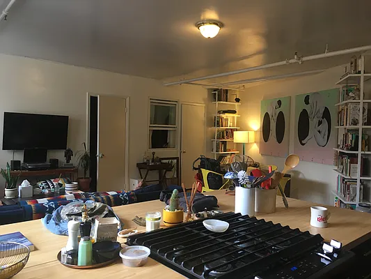 Rented by R New York | media 23