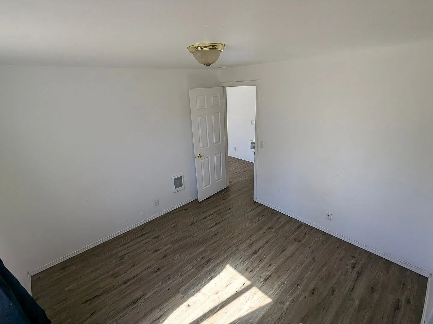 Huntington Rd. Duplex — Photo 3