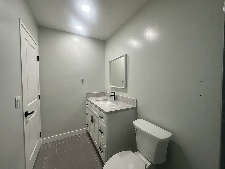 1320 S 5th Ave #A — Photo 3