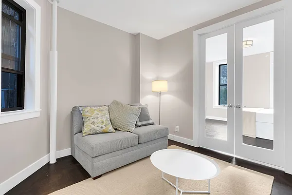 Rented by Cooper & Cooper Real Estate | media 36