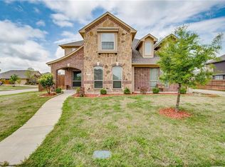 733 Mill Pond Dr, Midlothian, TX 76065