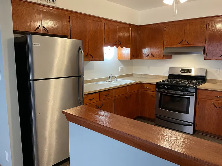 9729 W Hampton Ave #7 — Photo 2